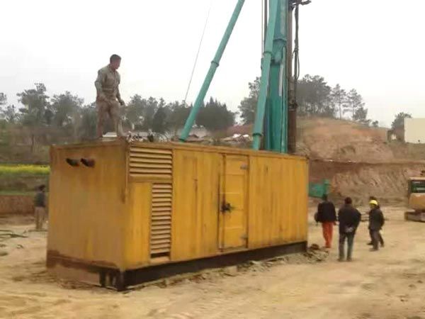 保靖如何判断水冷式机油散热器密封件是否需要更换？